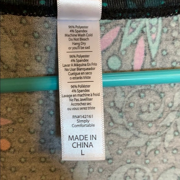 LuLaRoe Perfect Tee - Picture 4 of 7